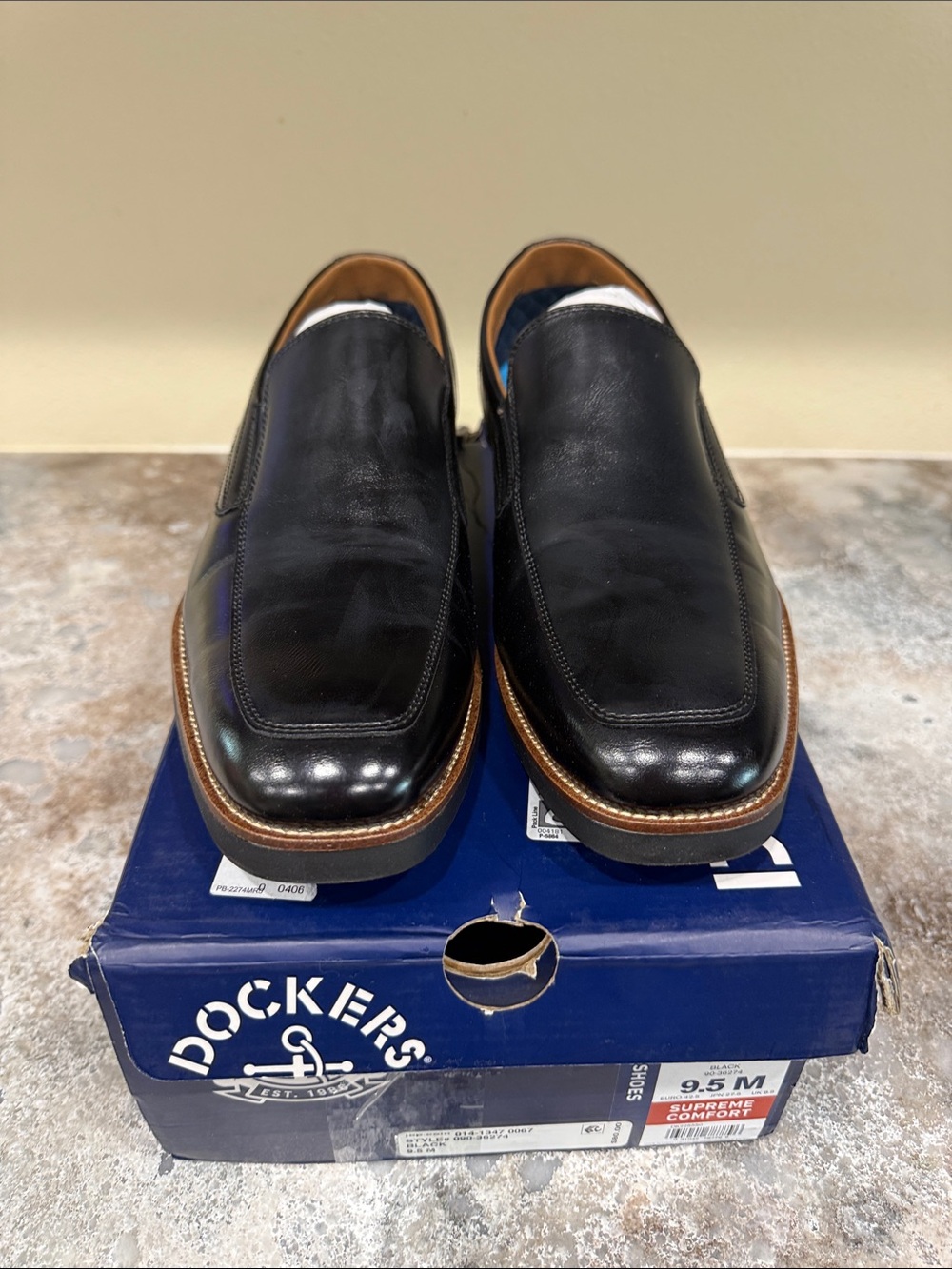 Dockers Black Leather Slip-On Loafers with Brown Trim